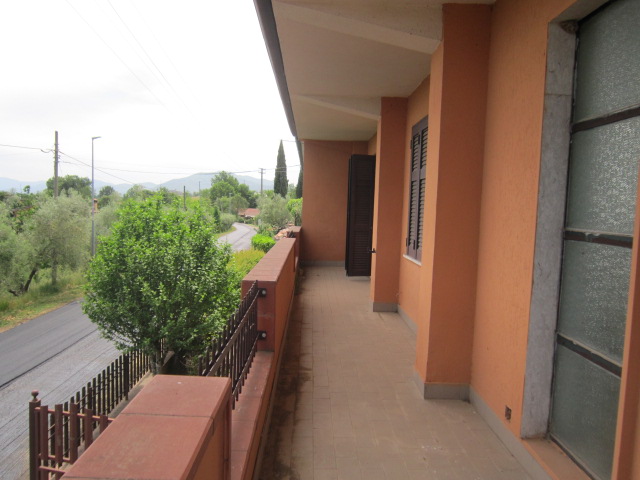 Casa semindipendente di ampia metratura